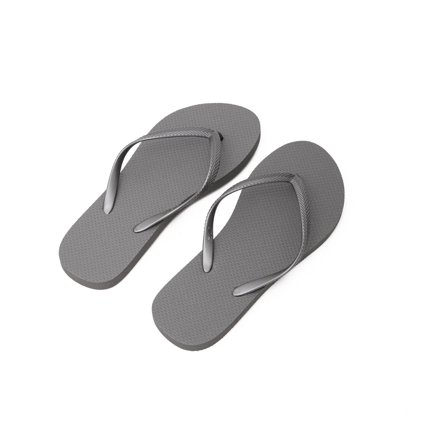 Zori Days Womens Flipflops in Iron Gray