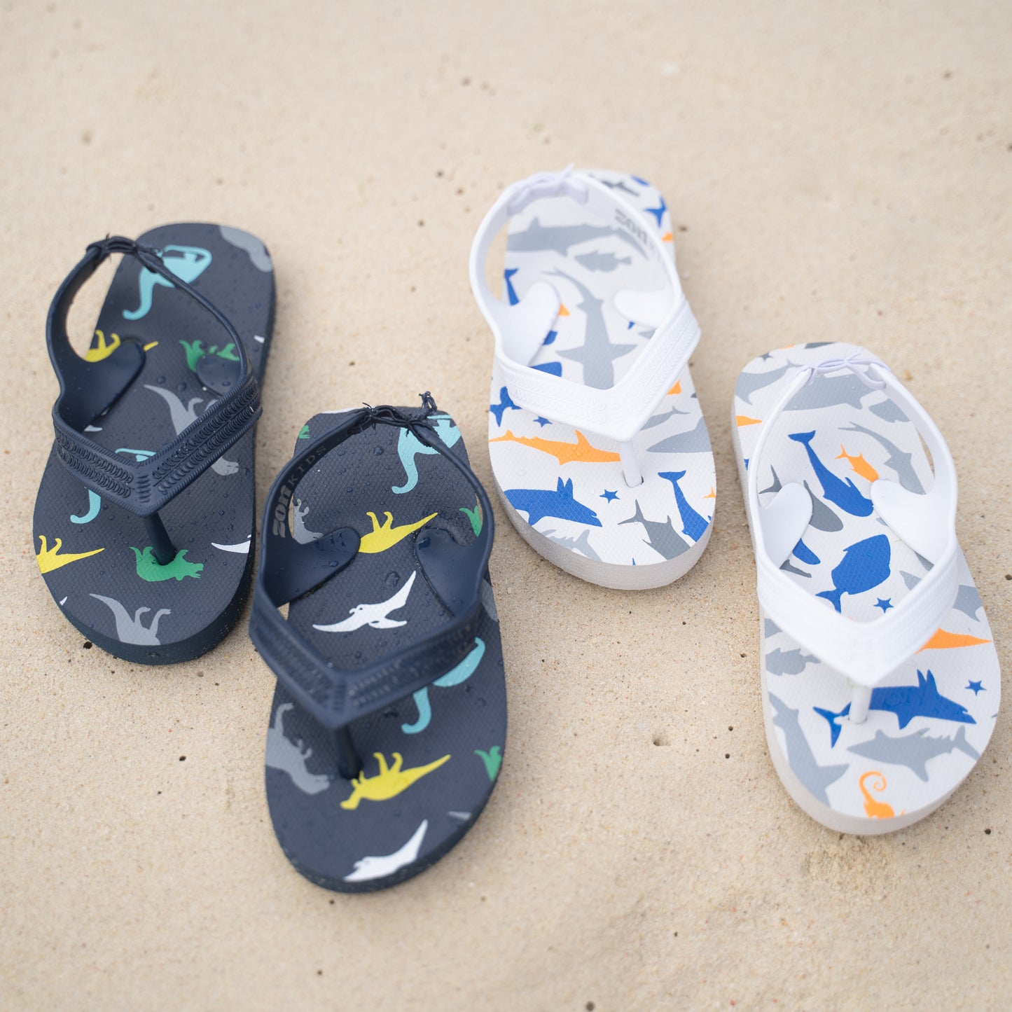 Zori Kids Flip Flops in Blue Dino